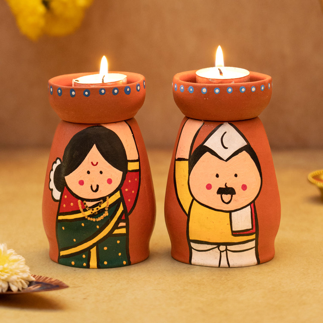 Handpainted Terracotta Tealight Holder Set & Diya Hamper