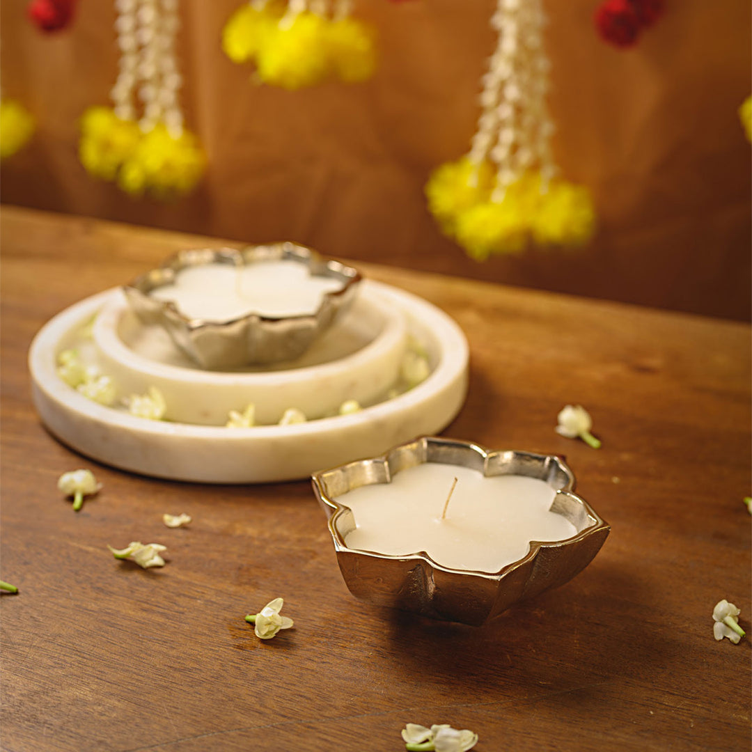 Eco-Friendly Coconut & Soy Wax Lotus Candle With Holder