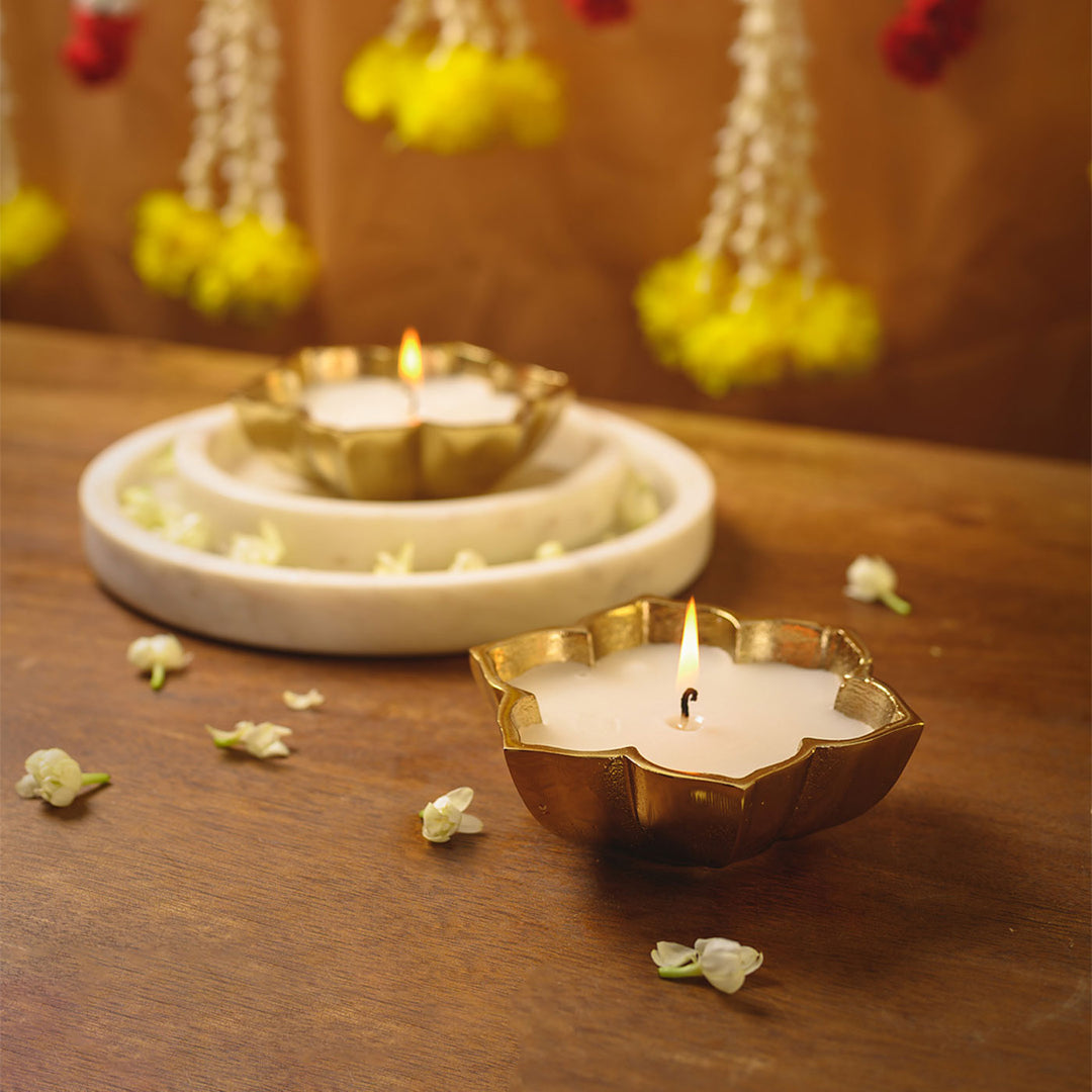 Eco-Friendly Coconut & Soy Wax Lotus Candle With Holder