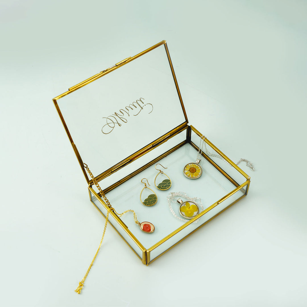 Personalized Multipurpose Glass Box