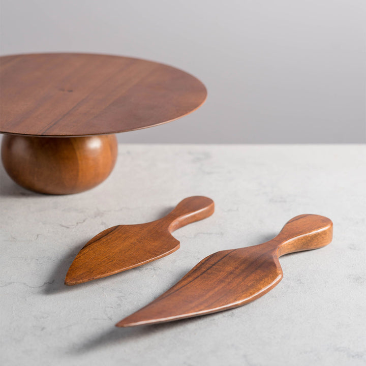 Loom Acacia Wood Cake Stand with 2 Slicers