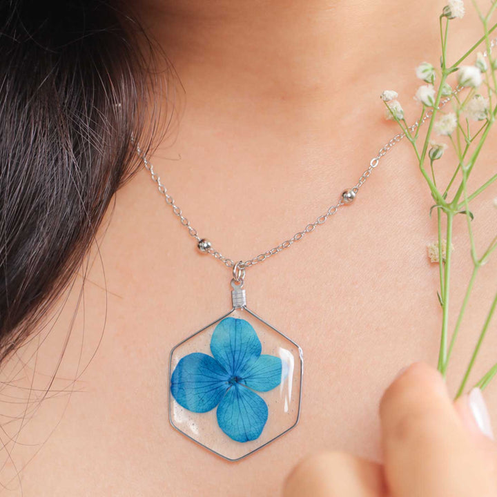 Handmade Preserved Flower Azure Blue Hydrangea Brass Necklace