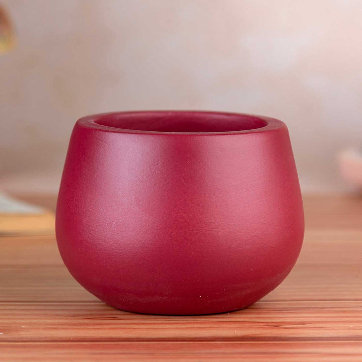 Minimal Maroon Terracotta Planter