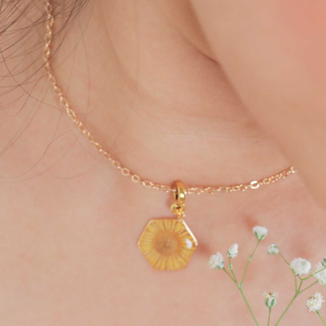 Handmade Preserved Flower Himalayan Aster Brass Necklace