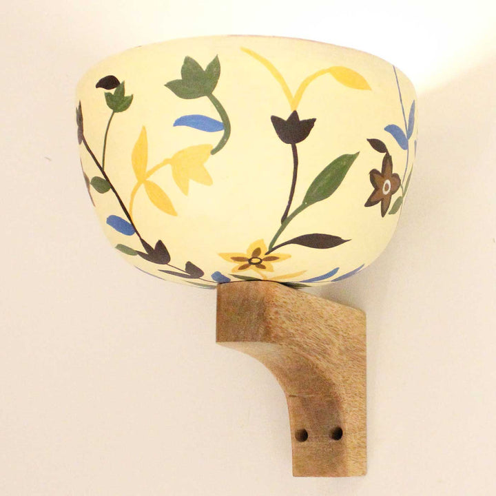 Handmade Leaf Pattern Terracotta Wall Lamp