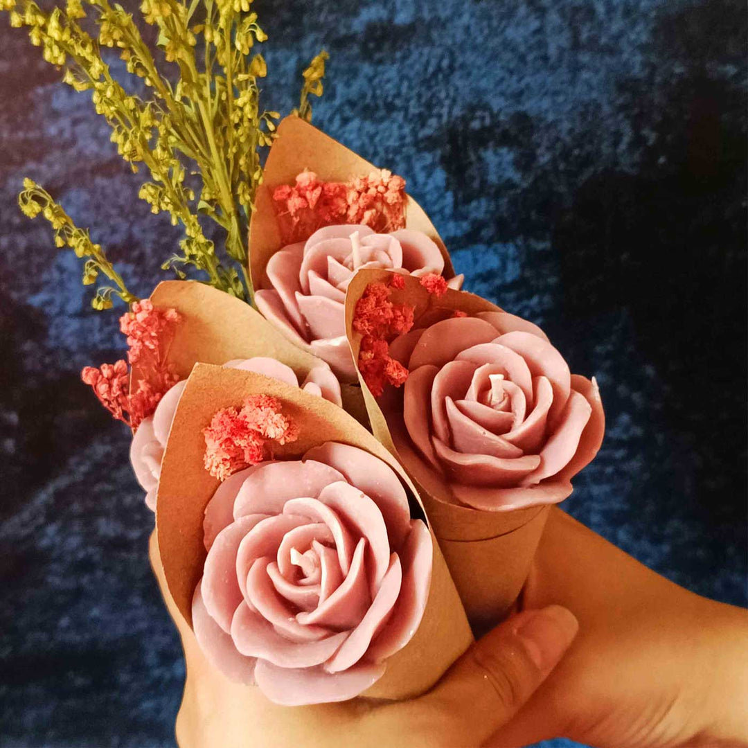 Nude Rose Flower Bouquet Wax Candle