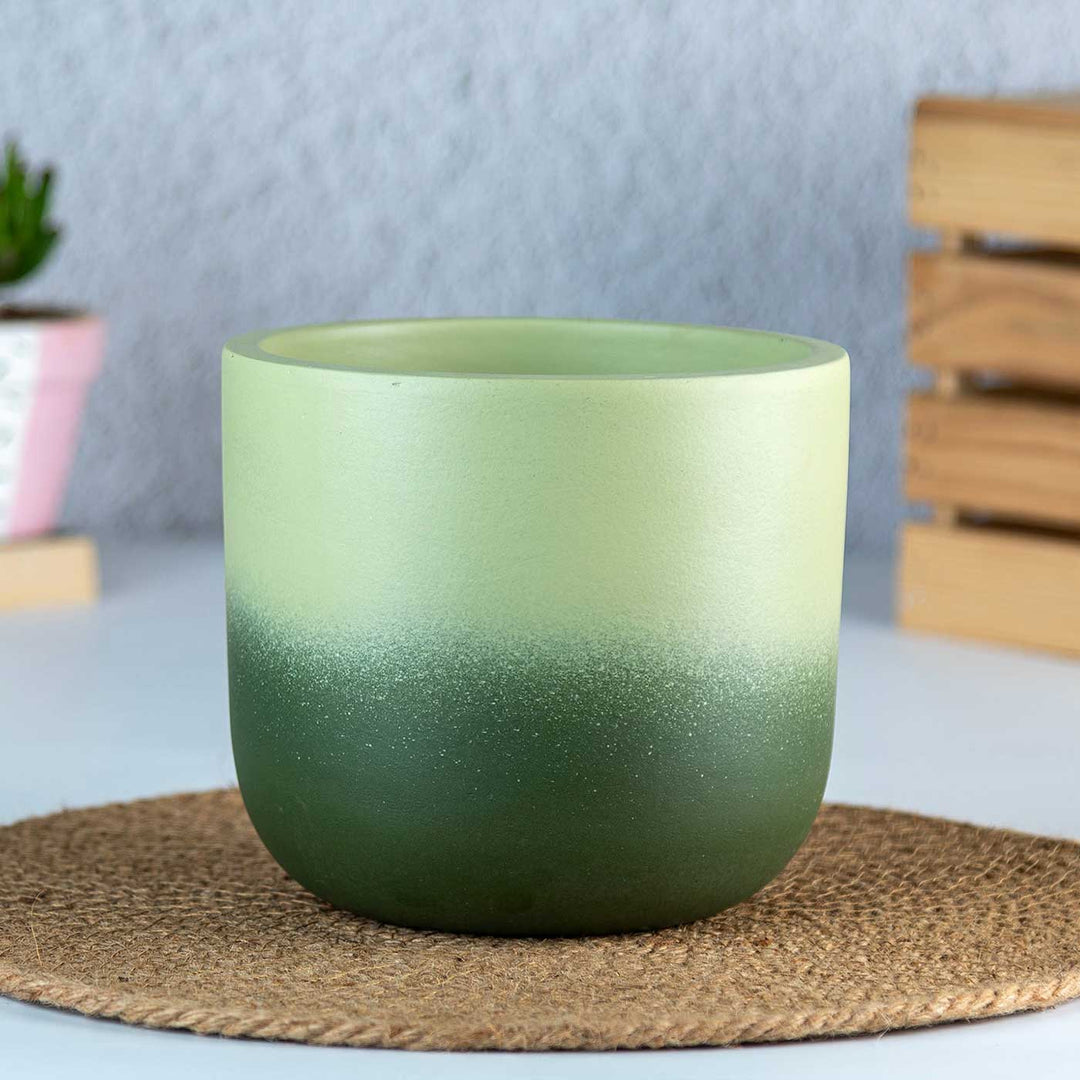 Caryo Shaded Green Terracotta Planter