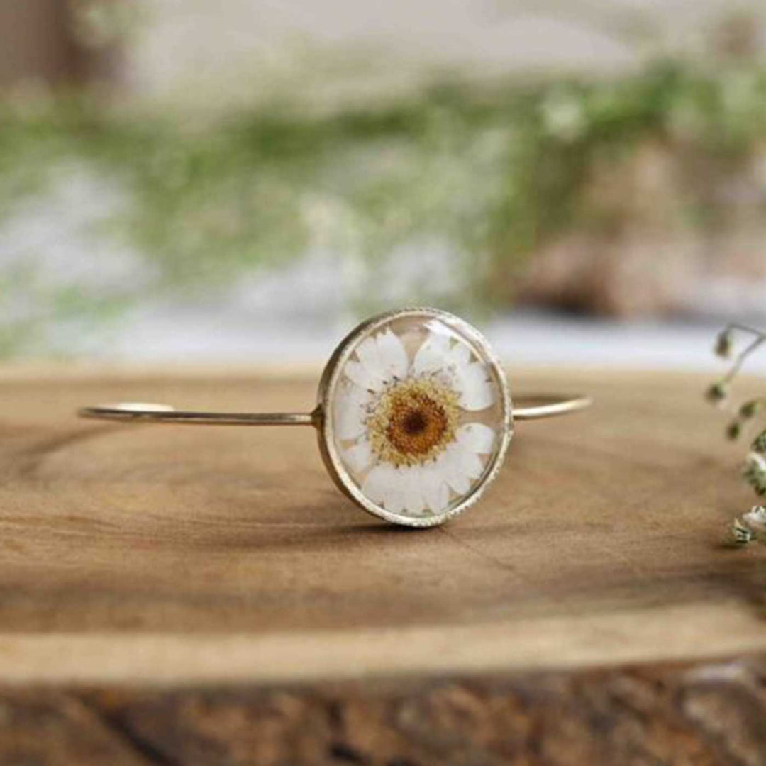 Handmade Happy Daisy Preserved Flower Brass Bangle