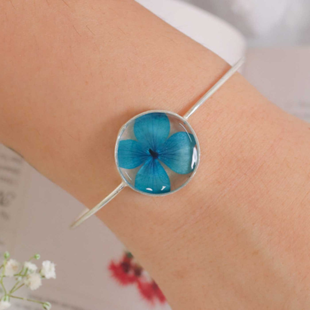 Handmade Blue Gratitude Preserved Flower Brass Bangle