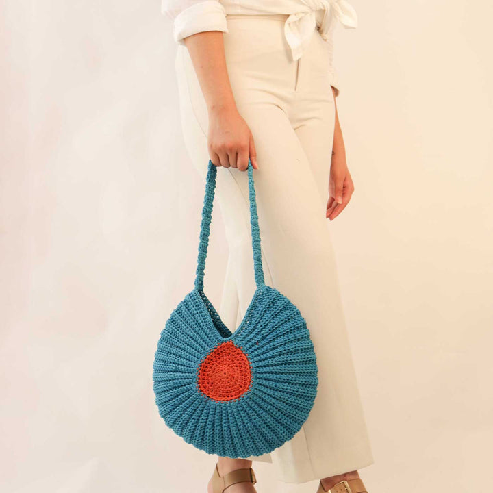 Handmade Crochet Ob Cocoon Shoulder Bag