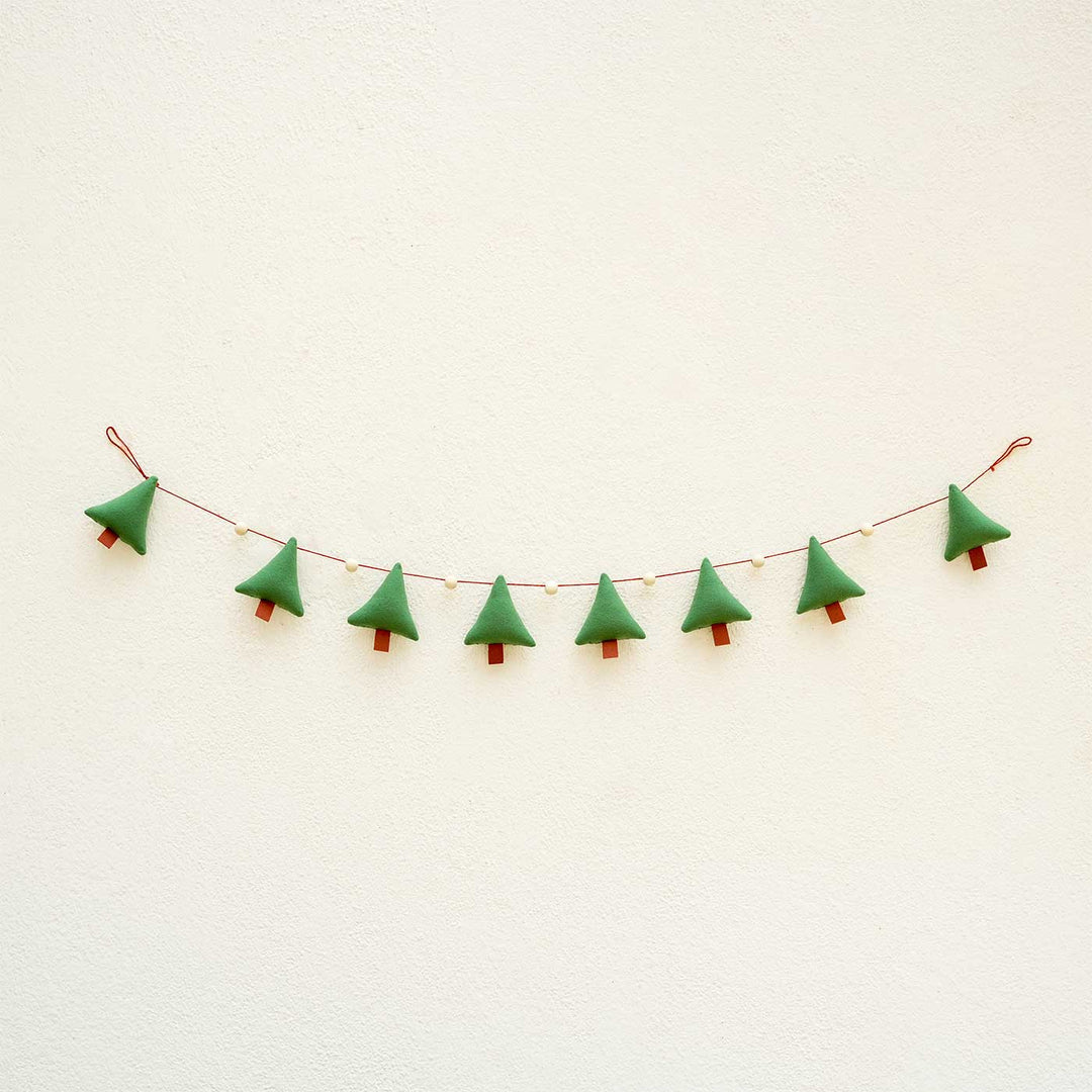 Handmade Little Tree Felt Garland/ Bunting For Christmas Wall Decoration