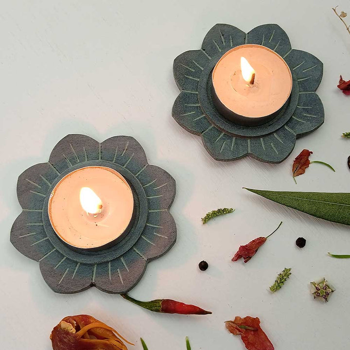 Handmade Grey Amrah Lotus Flower Candle Holder | Set Of 4