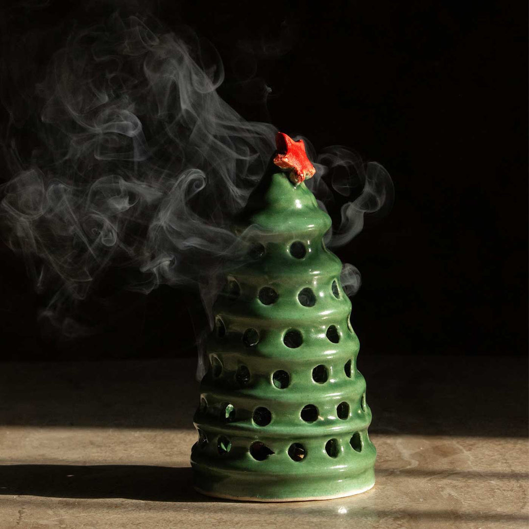 Handmade Holiday Tree Glow Incense Cone / Dhoop Fumer For Christmas Decoration