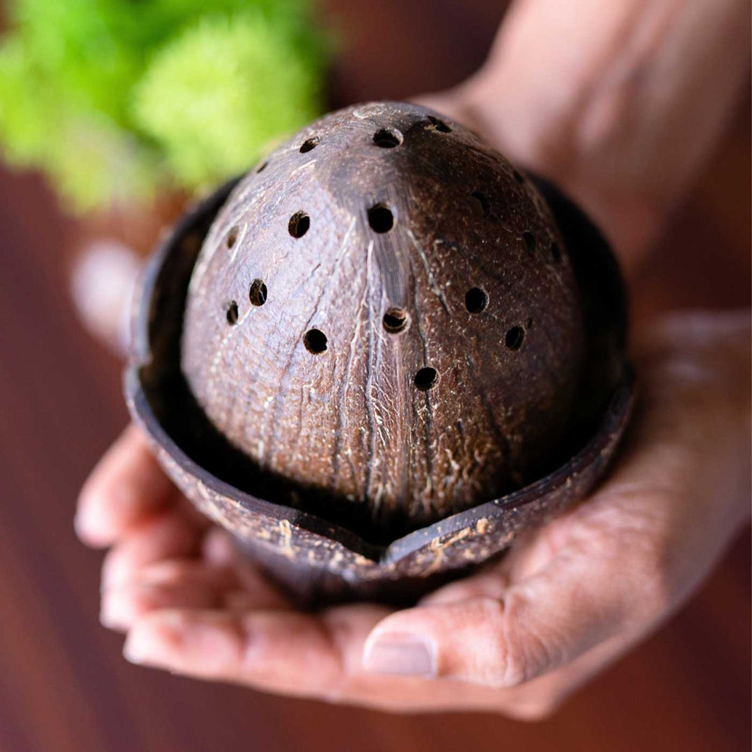 Eco-Friendly Handmade Incense Cone / Dhoop Coconut Shell Fumer