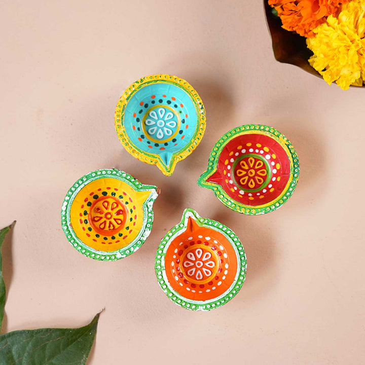 Handmade Small Round Clay Oil Lamp / Diya | Set of 4