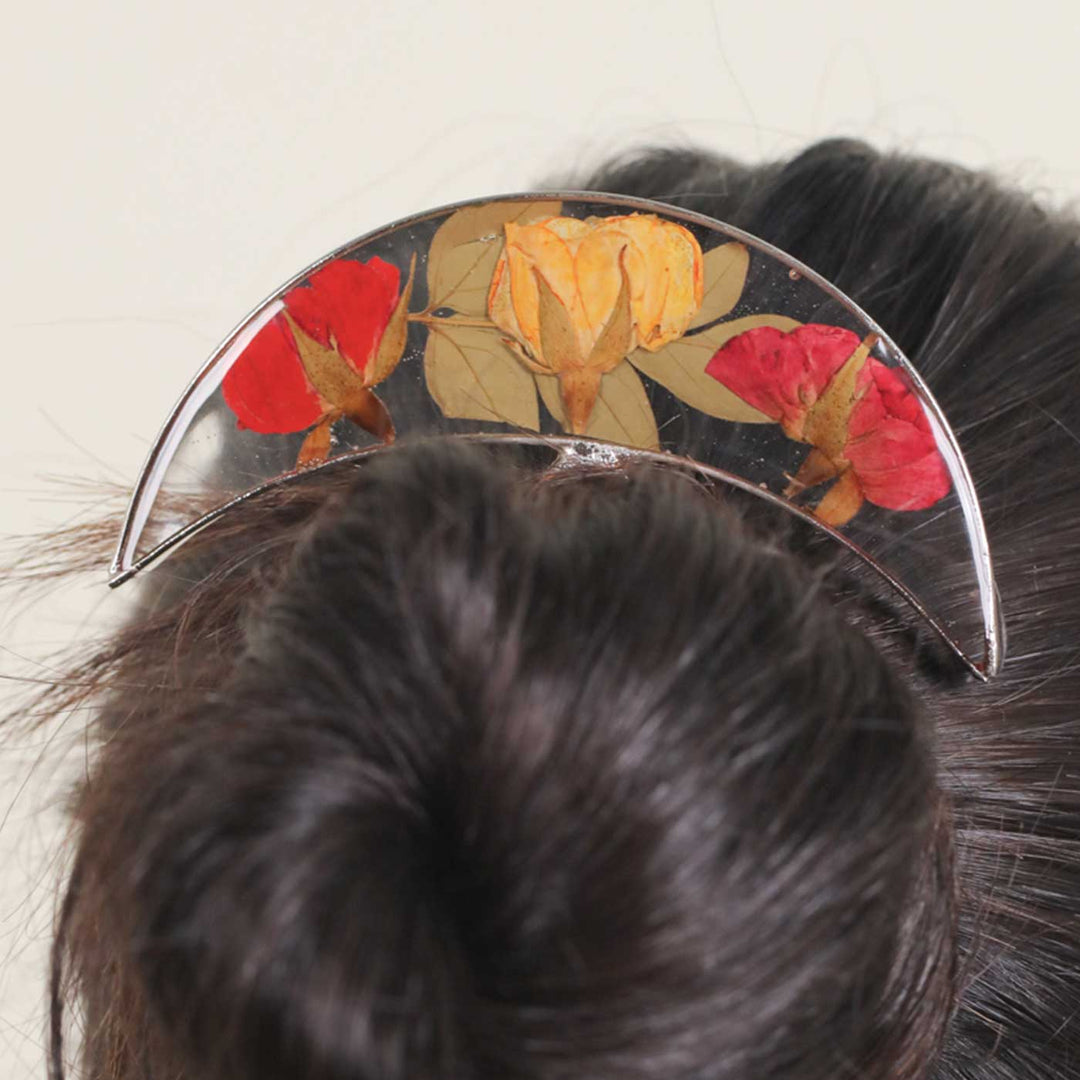 Handmade Preserved Flower Roja Nila Konda Oosi Hair Pin With 3 Shades Of Roses