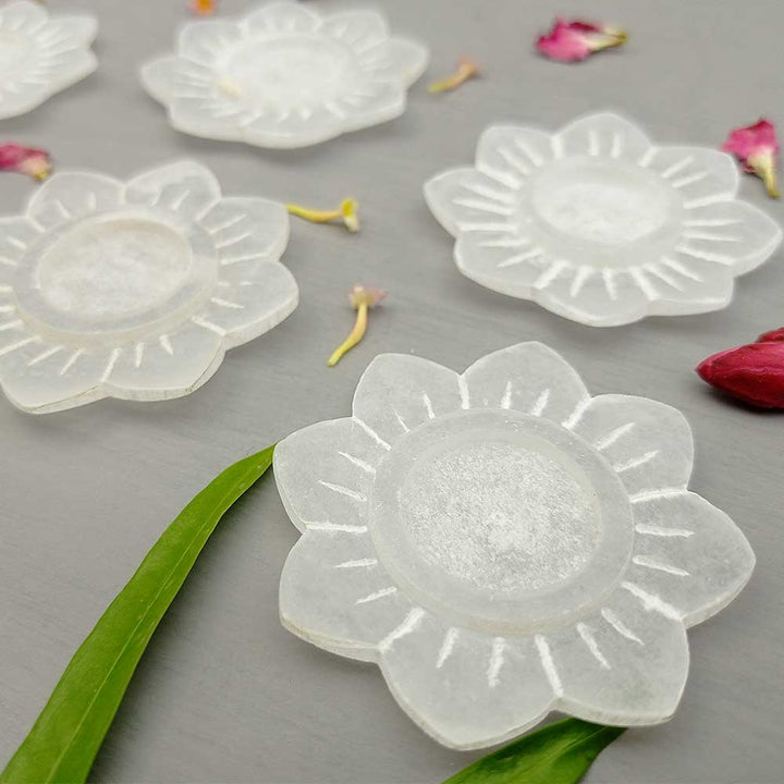 Handmade White Fatin Lotus Flower Candle Holder | Set Of 6