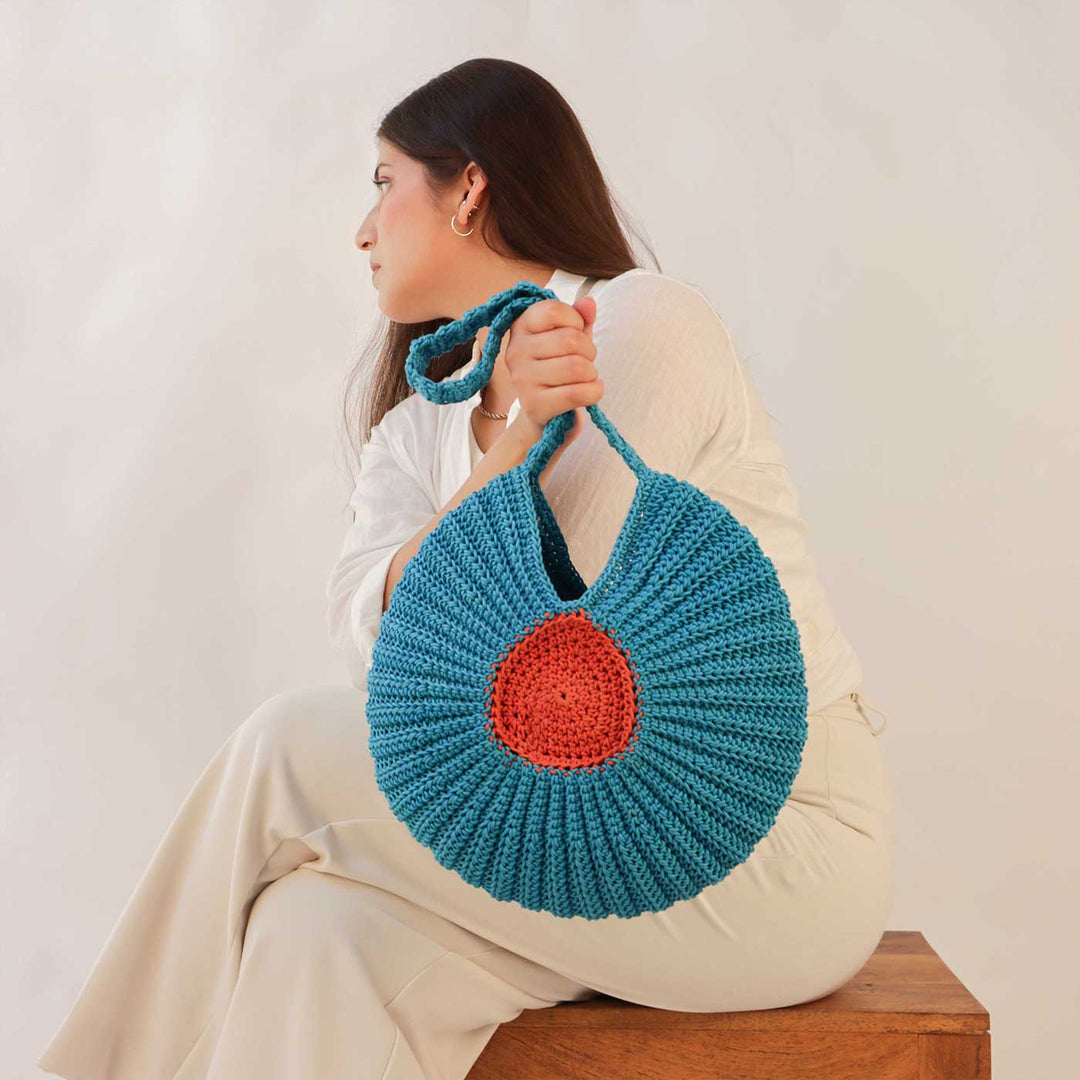 Handmade Crochet Ob Cocoon Shoulder Bag