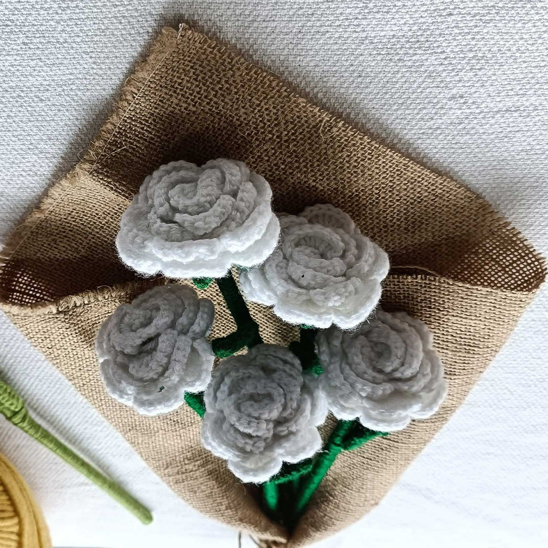 Handmade Crochet White Rose Bouquet | Set Of 5