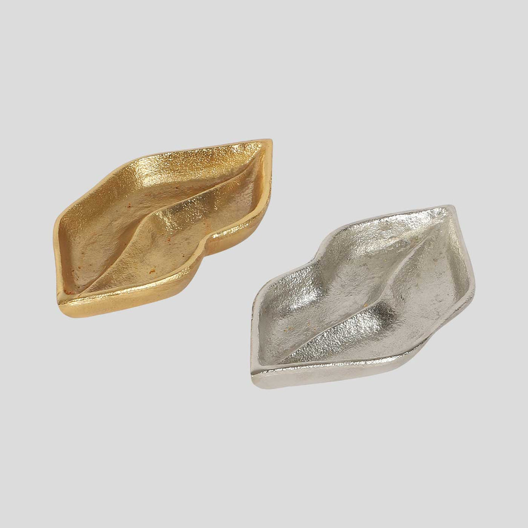 Handmade Gold & Silver Lips Shaped Dry Fruit Platter | Set Of 2