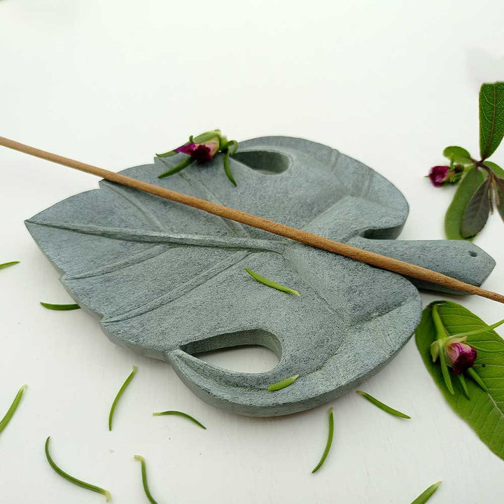 Handmade Handmade Grey Latavia Leaf-Shaped Soapstone Incense Stick Holder