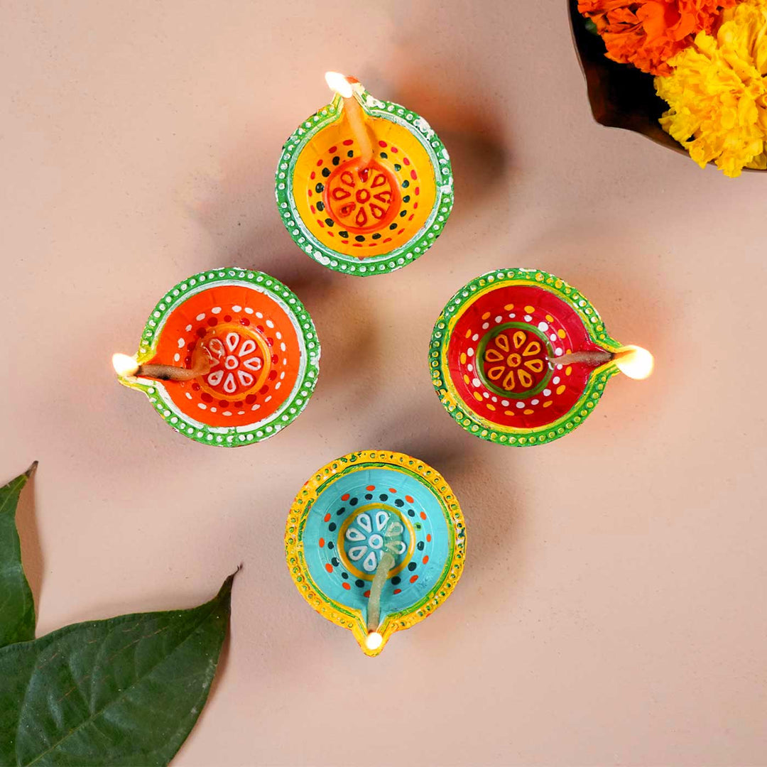 Handmade Small Round Clay Oil Lamp / Diya | Set of 4