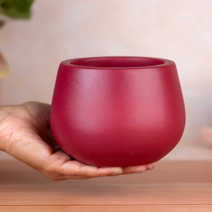 Minimal Maroon Terracotta Planter