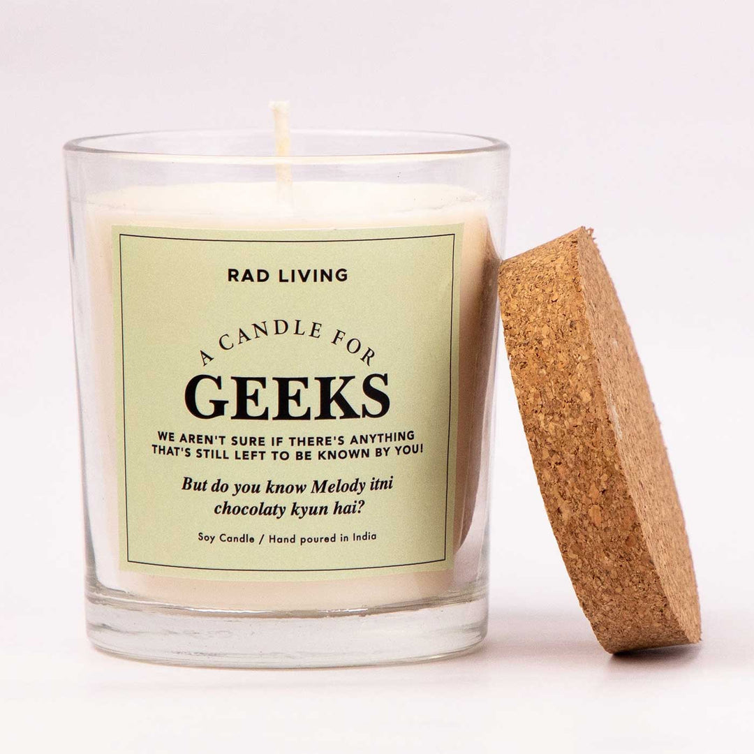 Hand Poured Geeks Sweet Musk Scented Soy Wax Candle