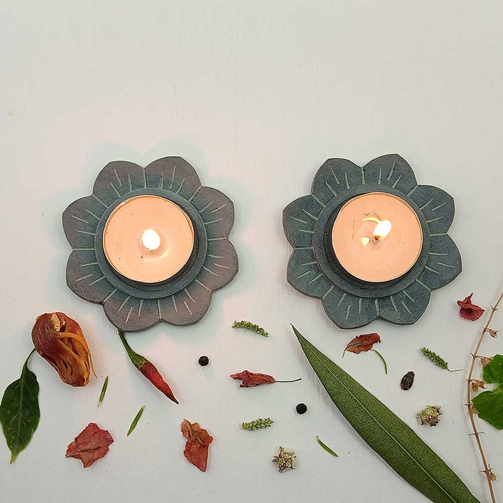 Handmade Grey Amrah Lotus Flower Candle Holder | Set Of 4