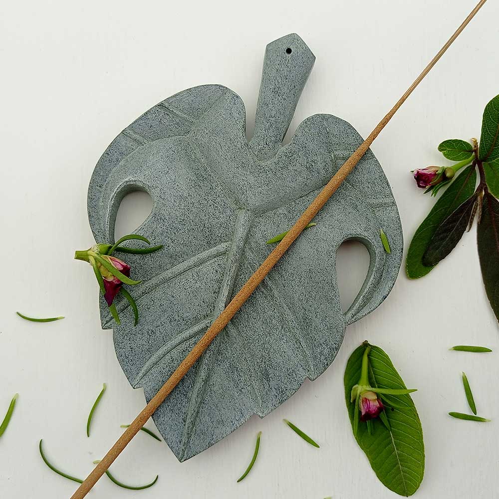 Handmade Handmade Grey Latavia Leaf-Shaped Soapstone Incense Stick Holder