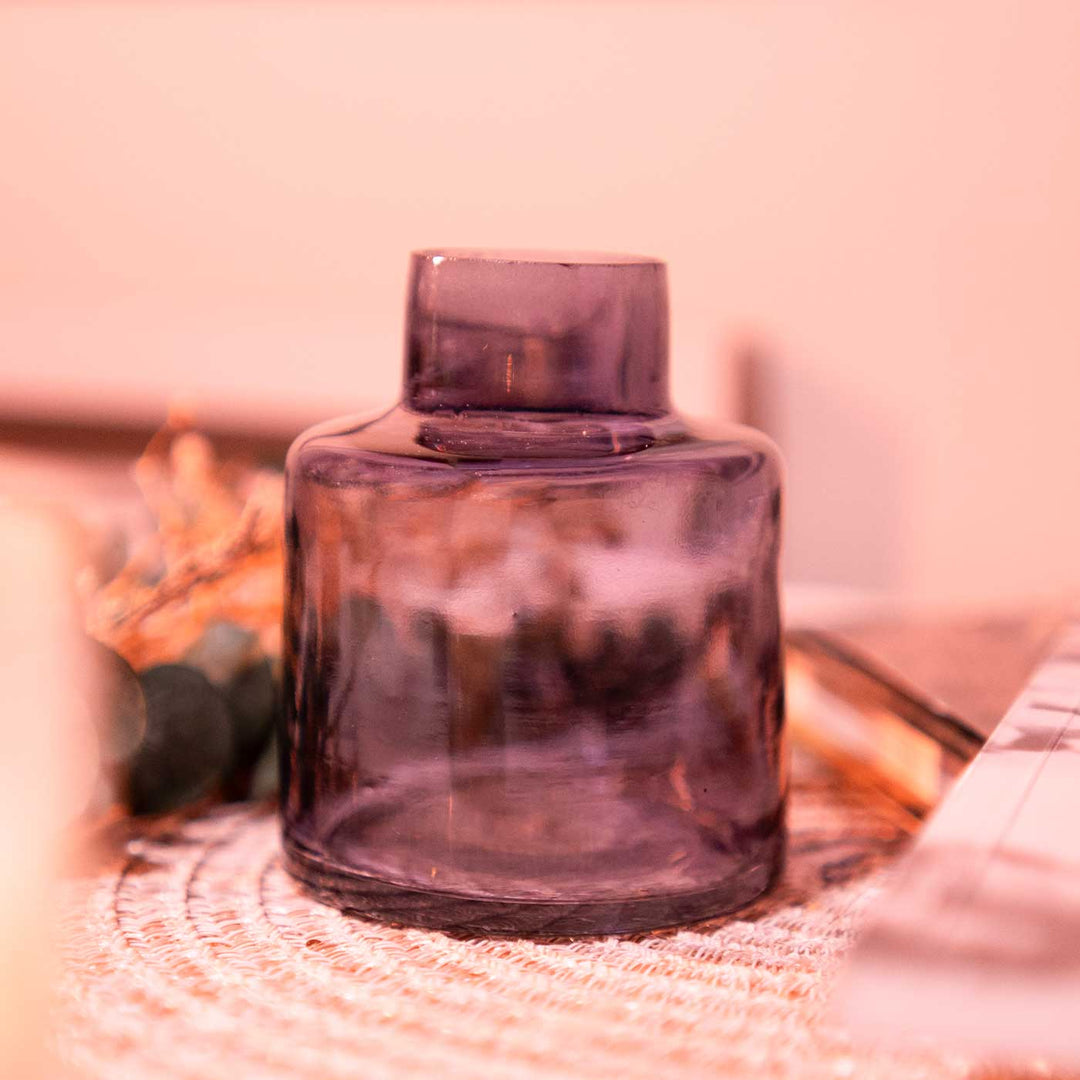 Cocoa Charm Glass Vase With Dried Flower Bunch