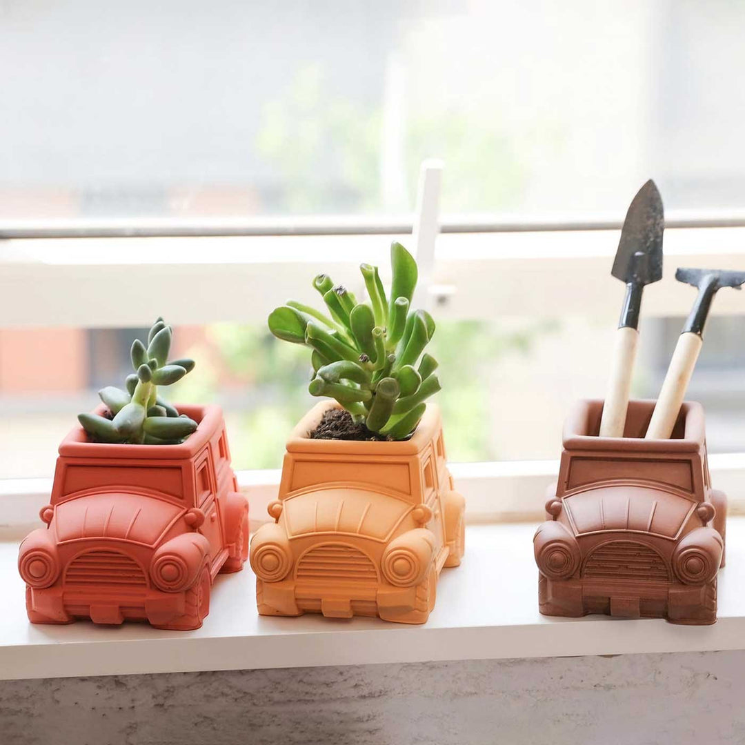 Hand-Painted Mini Jeep Terracotta Planter