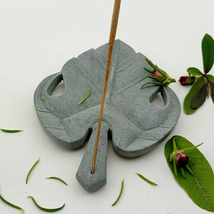 Handmade Handmade Grey Latavia Leaf-Shaped Soapstone Incense Stick Holder