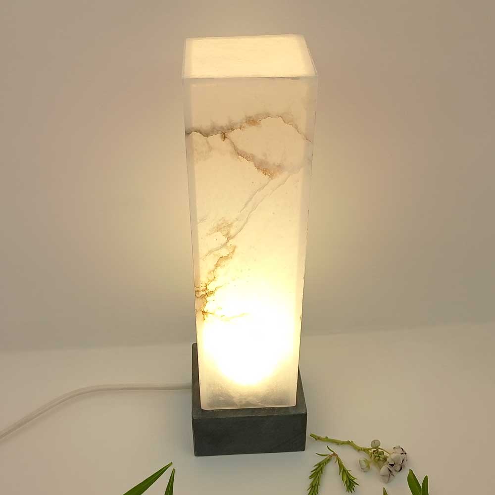 Handmade White Aaus Alabaster Table Lamp