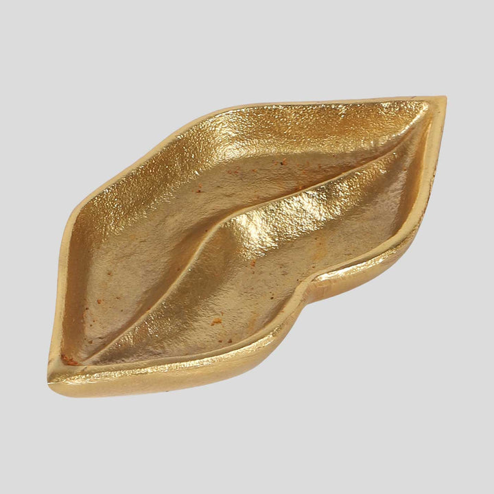 Handmade Gold & Silver Lips Shaped Dry Fruit Platter | Set Of 2