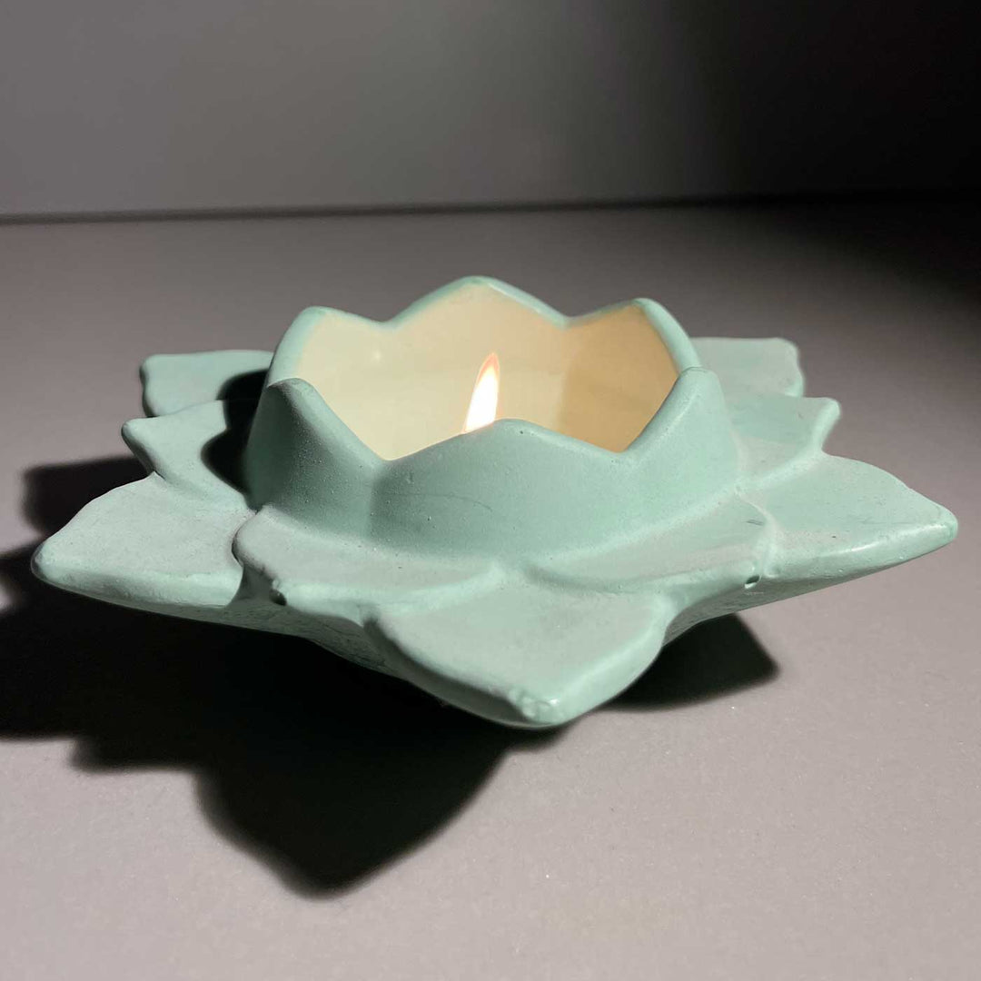 Handmade Beautiful Flower Candle Holder