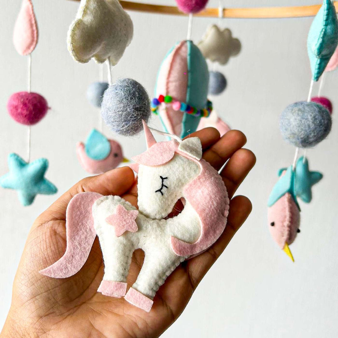 Personalized Handmade Unicorn'S Rainbow Flight Felt Cot Mobile For Newborns