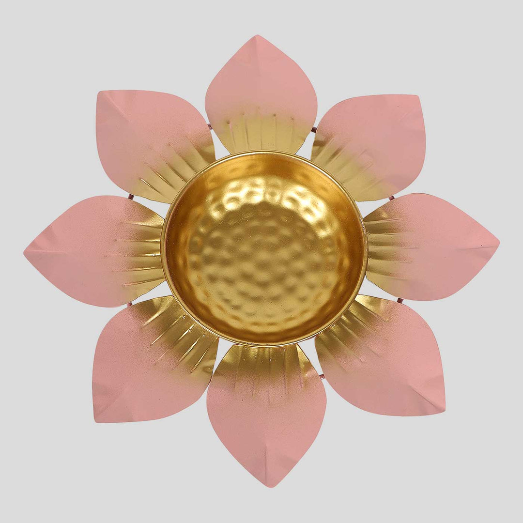 Handmade Baby Pink & Gold Flower Urli