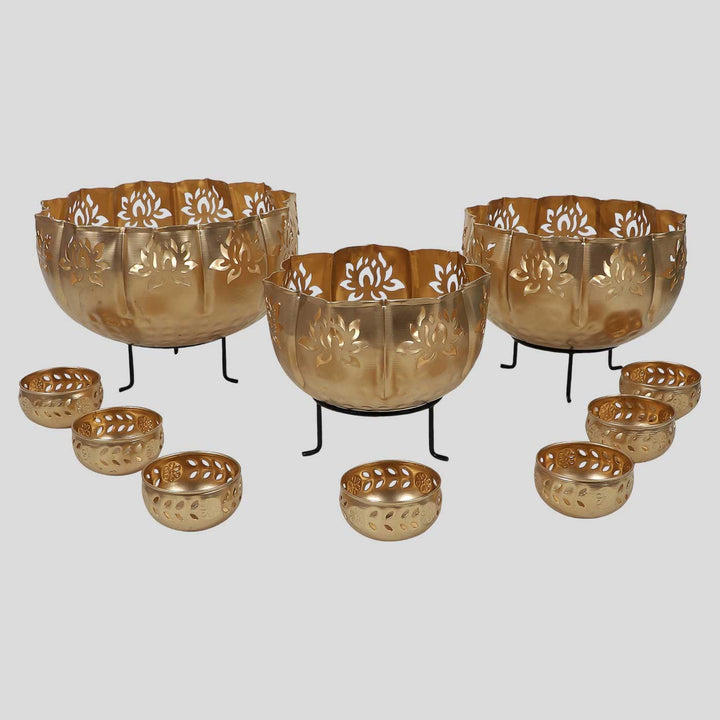 Handmade Large Lotus Shaped Urli With Stand & Bowls | Set of 10