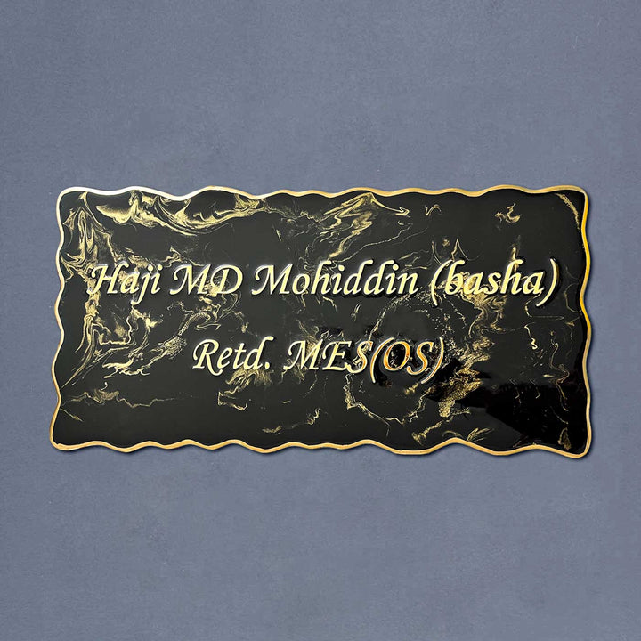 Personalized Resin Black and Gold Design Name Plate