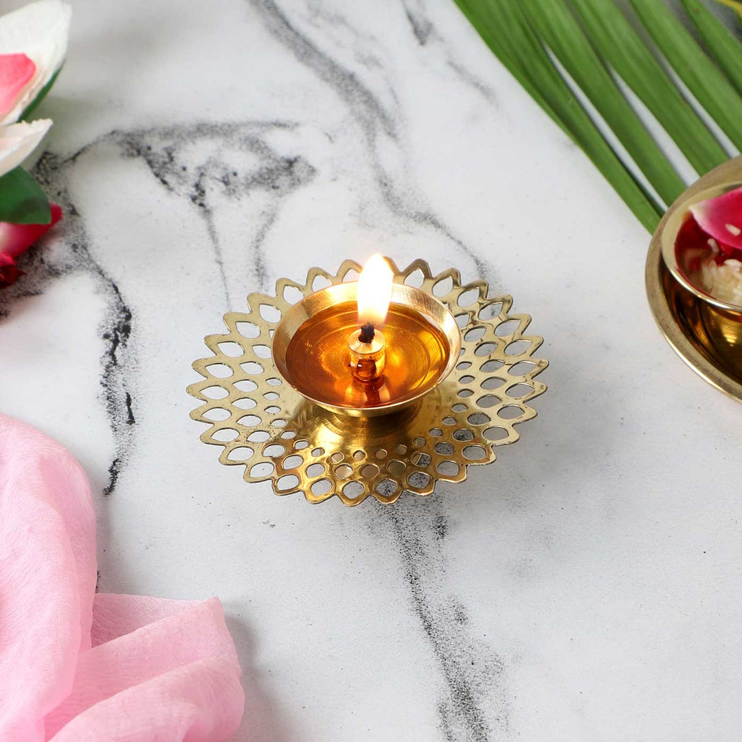 Handmade Round Etching Brass Oil Lamp / Diya