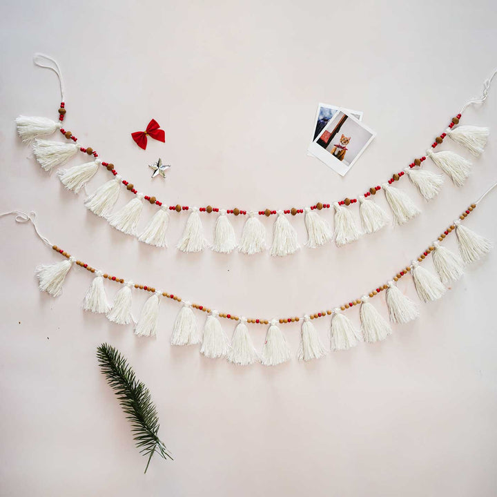 Handmade White Tassel Garland/ Bunting For Christmas Wall Decoration