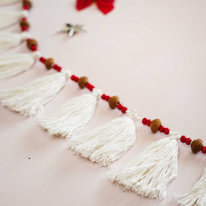 Handmade White Tassel Garland/ Bunting For Christmas Wall Decoration