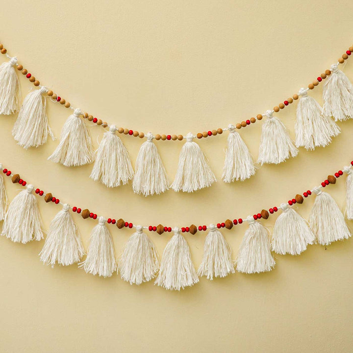 Handmade White Tassel Garland/ Bunting For Christmas Wall Decoration