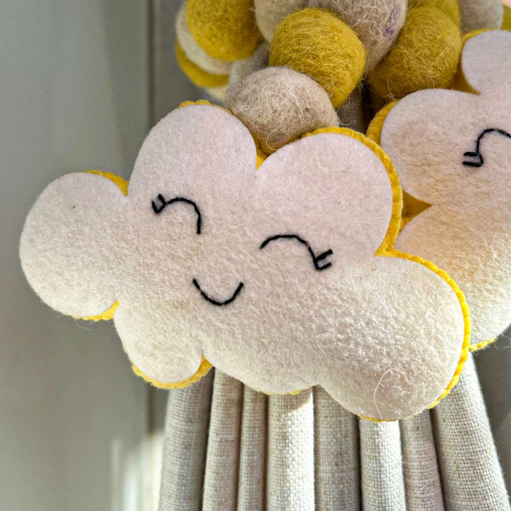 Handmade Smiling Cloud Theme Felt Curtain Tie-Back