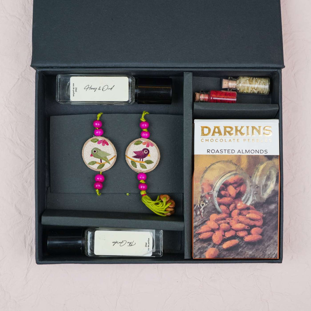 Handmade Eco-friendly Pressed Flower Bhaiya Bhabhi Rakhi Gift Hamper I Set of 6