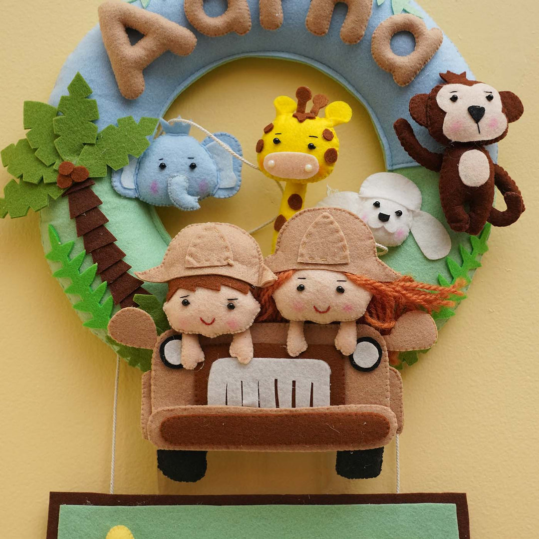 Personalized Jungle Safari Theme Round Felt Kid's Nameplate For Siblings