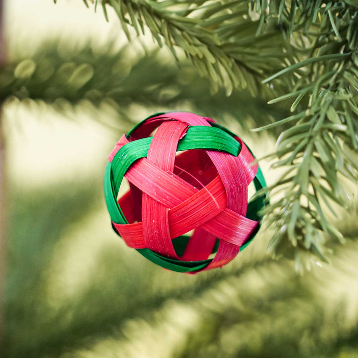 Eco-Friendly Handmade Red & Green Bamboo Ball Fairy Light