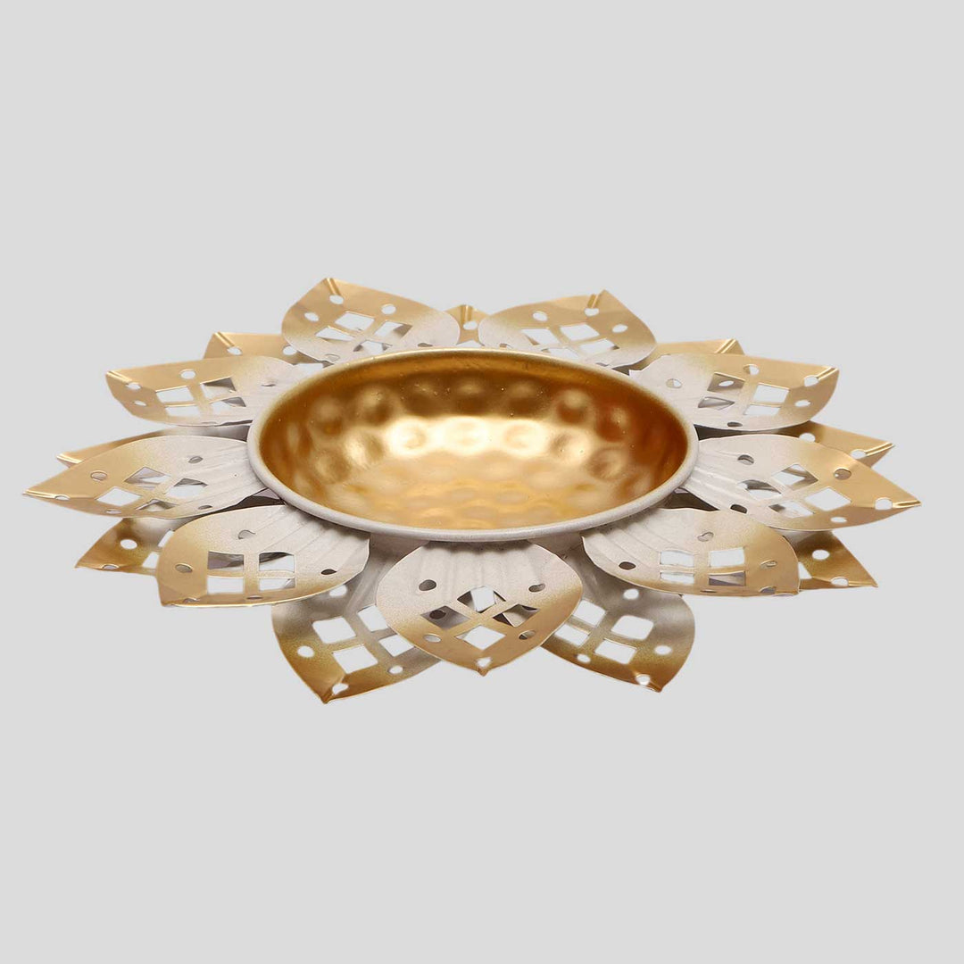 Handmade Gold & White Flower Urli