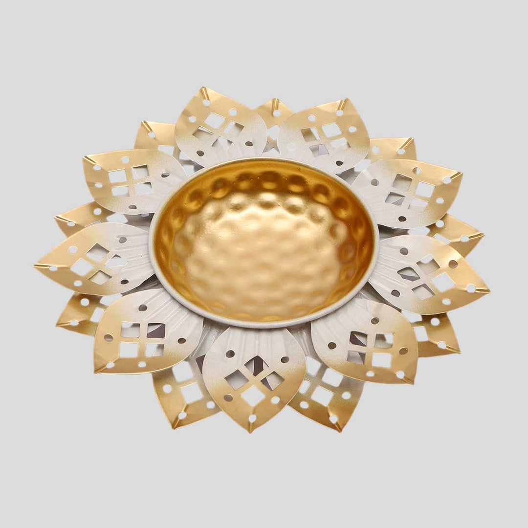 Handmade Gold & White Flower Urli